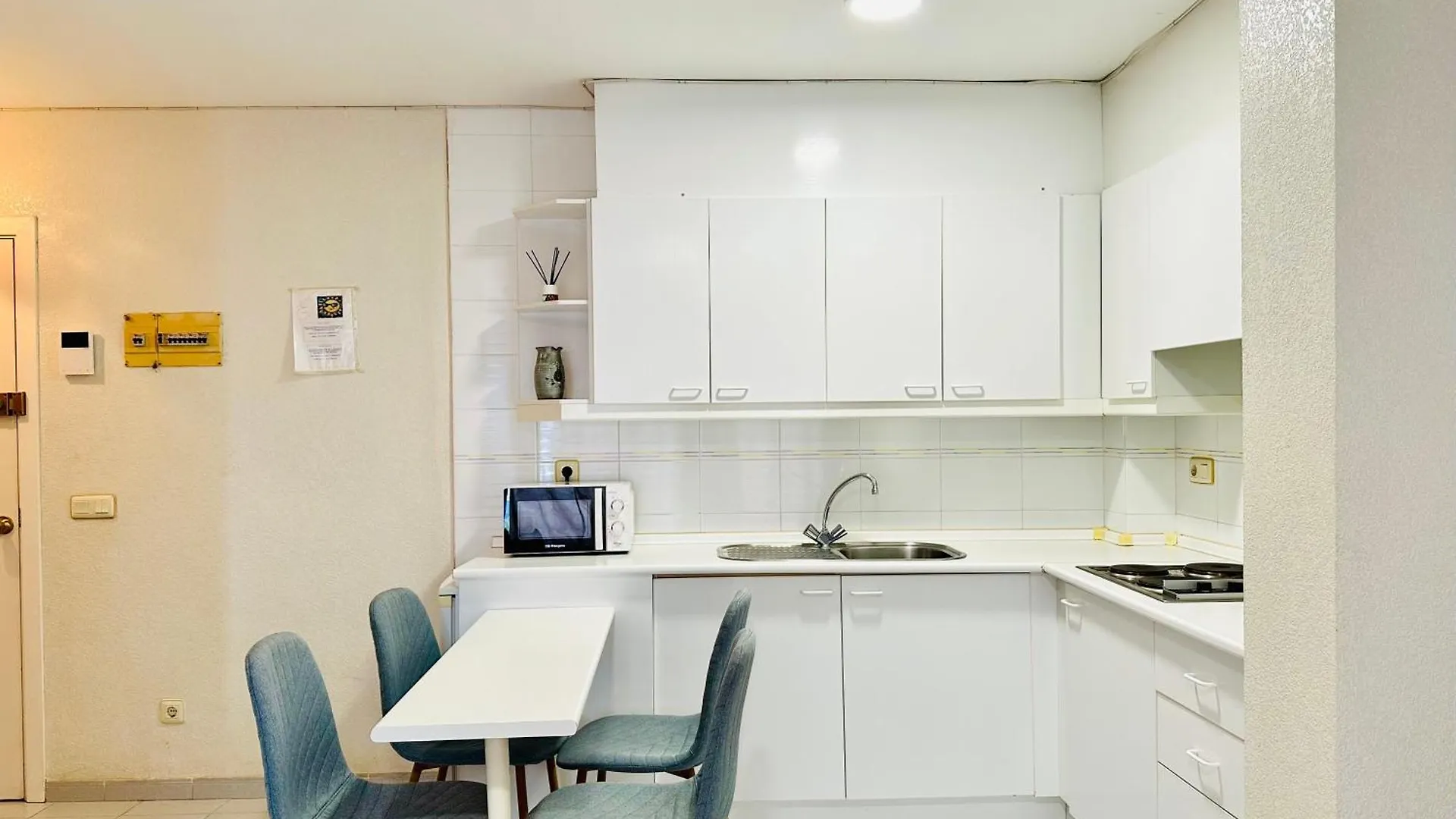 Roc Mar 3 3B - Apartamento Cerca Del Centro Y De La Playa - Terraza Con Vistas Al Mar Y Al Puerto