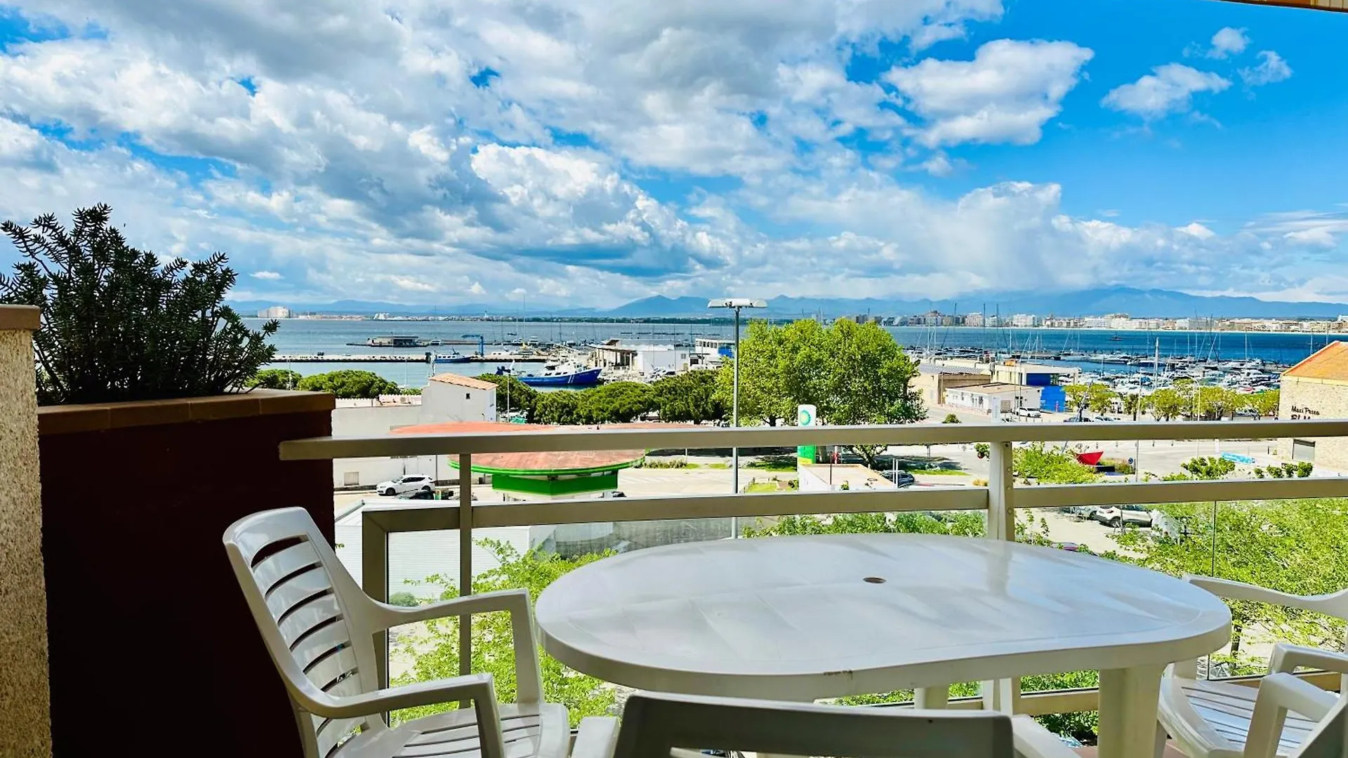 Roc Mar 3 3B - Apartamento Cerca Del Centro Y De La Playa - Terraza Con Vistas Al Mar Y Al Puerto Apartment Roses